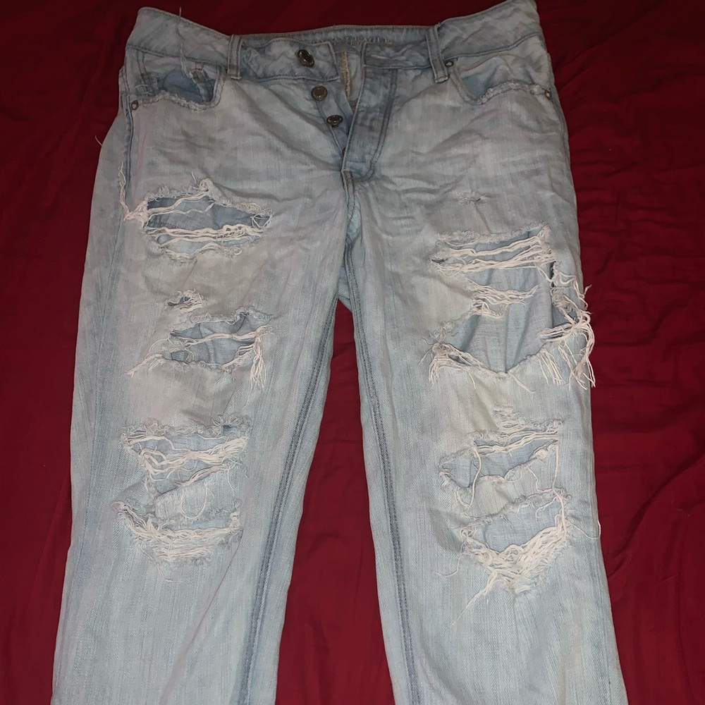 AMERICAN EAGLE JEANS SOLD